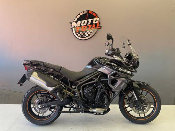 TRIUMPH TIGER 800 XR TRIUMPH TIGER 800 XR
